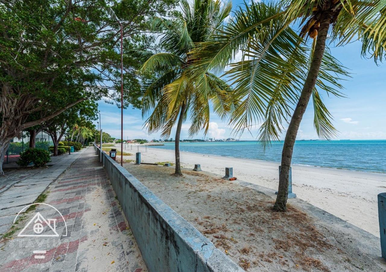 1-10Pax Port Dickson Glory Beach Resort Seaview Exterior photo